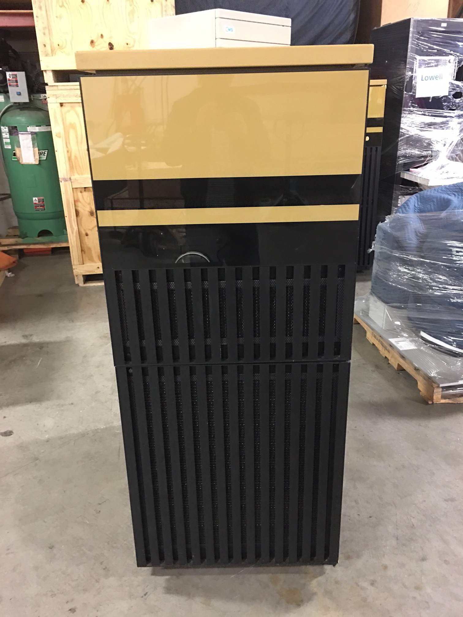 Crates being made: a05