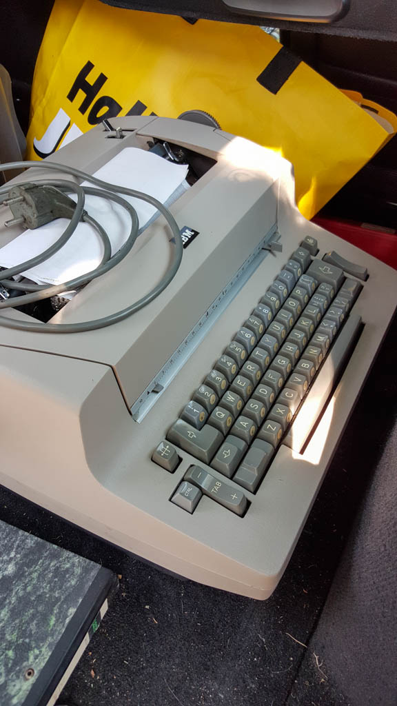 Selectric Car 1
