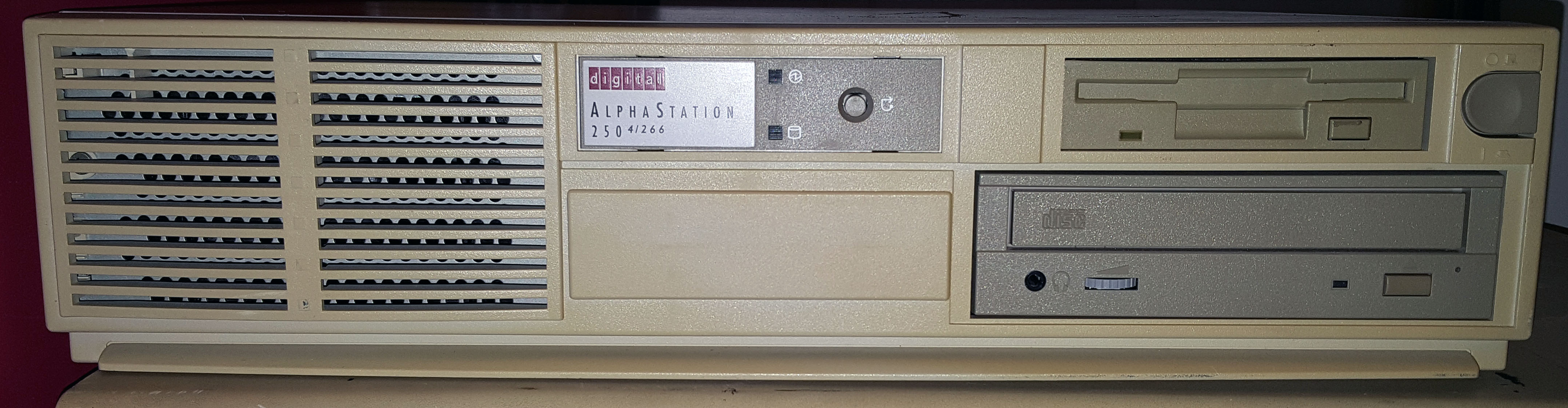 AlphaStation 250: 2016 11 12 11.20.54